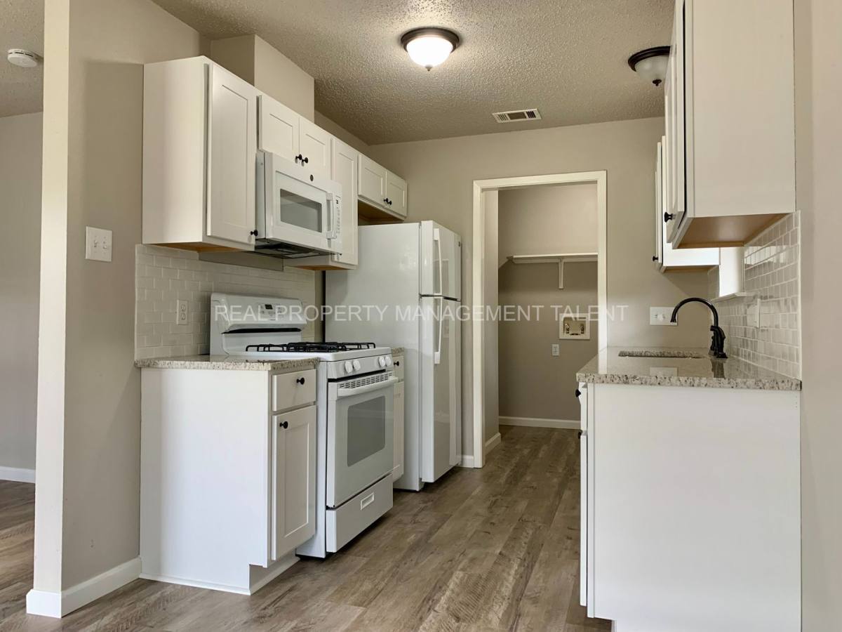 House for rent at 318 N Waco St, Mart, TX 76664