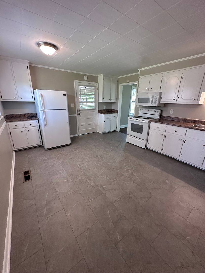 House for rent at 313 Ginnie Lane, Hopkinsville, KY 42240