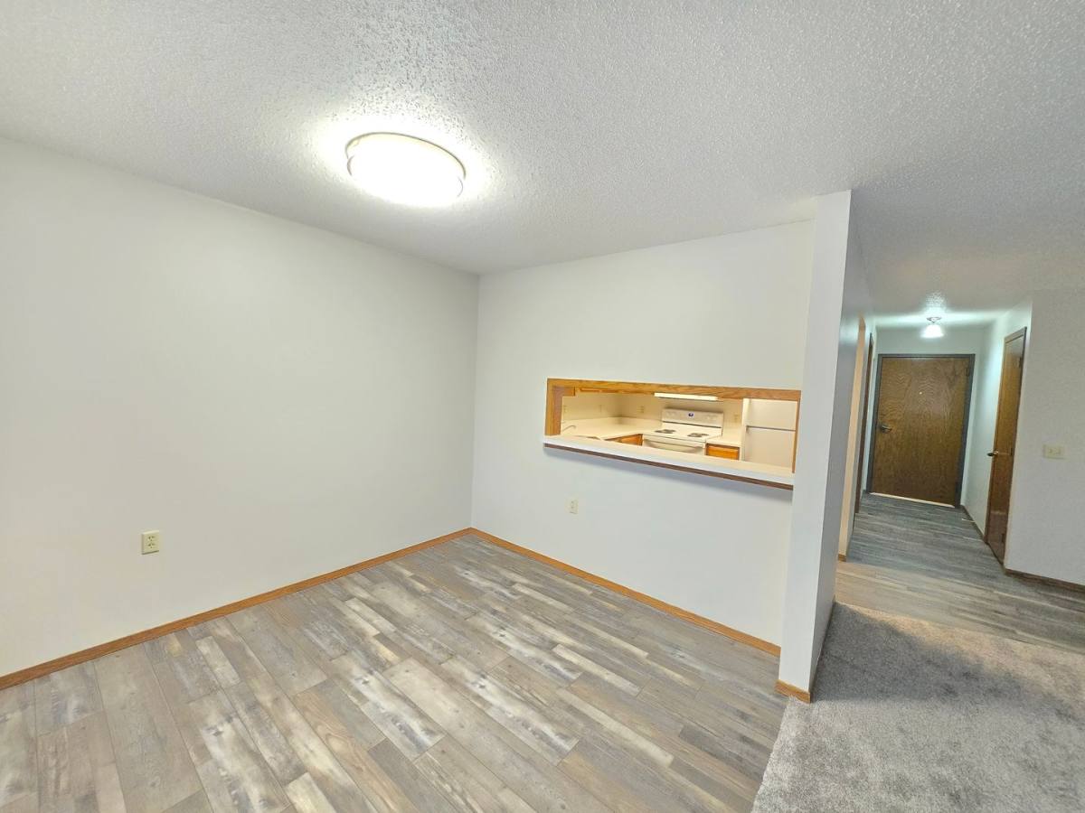 Apartment for rent at 1805 S Bahnson Ave, Sioux Falls, SD 57103
