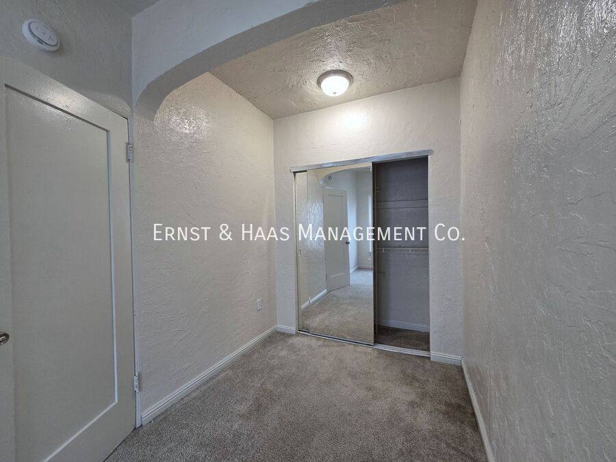 Apartment for rent at 25 Argonne Ave #9, Long Beach, CA 90803