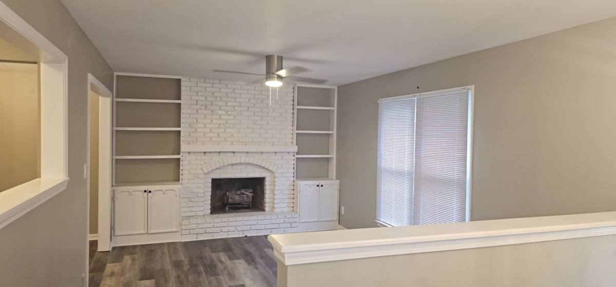 House for rent at 809 NE 74th St, Kansas City, MO 64118