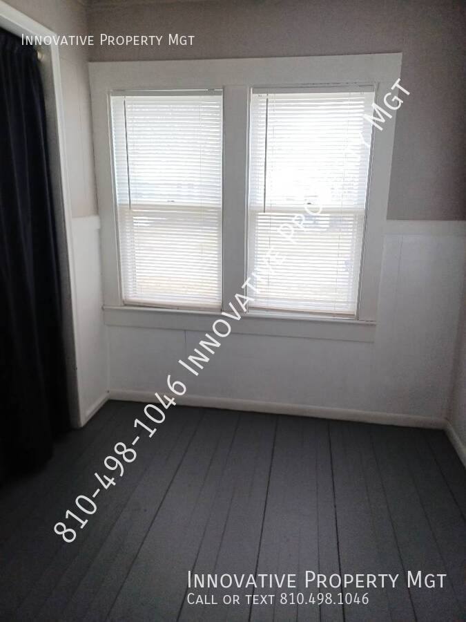 Apartment for rent at 1115 Knapp Ave #2, Flint, MI 48503