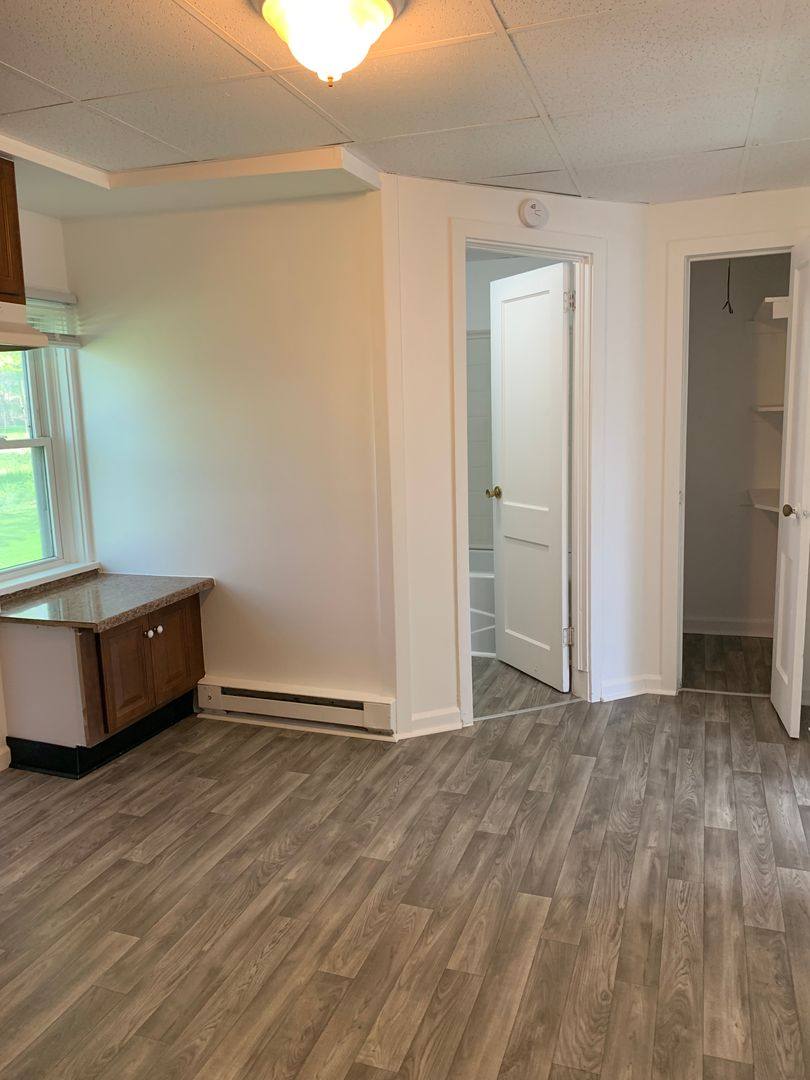 Apartment for rent at 366 W Loudon St, Chambersburg, PA 17201