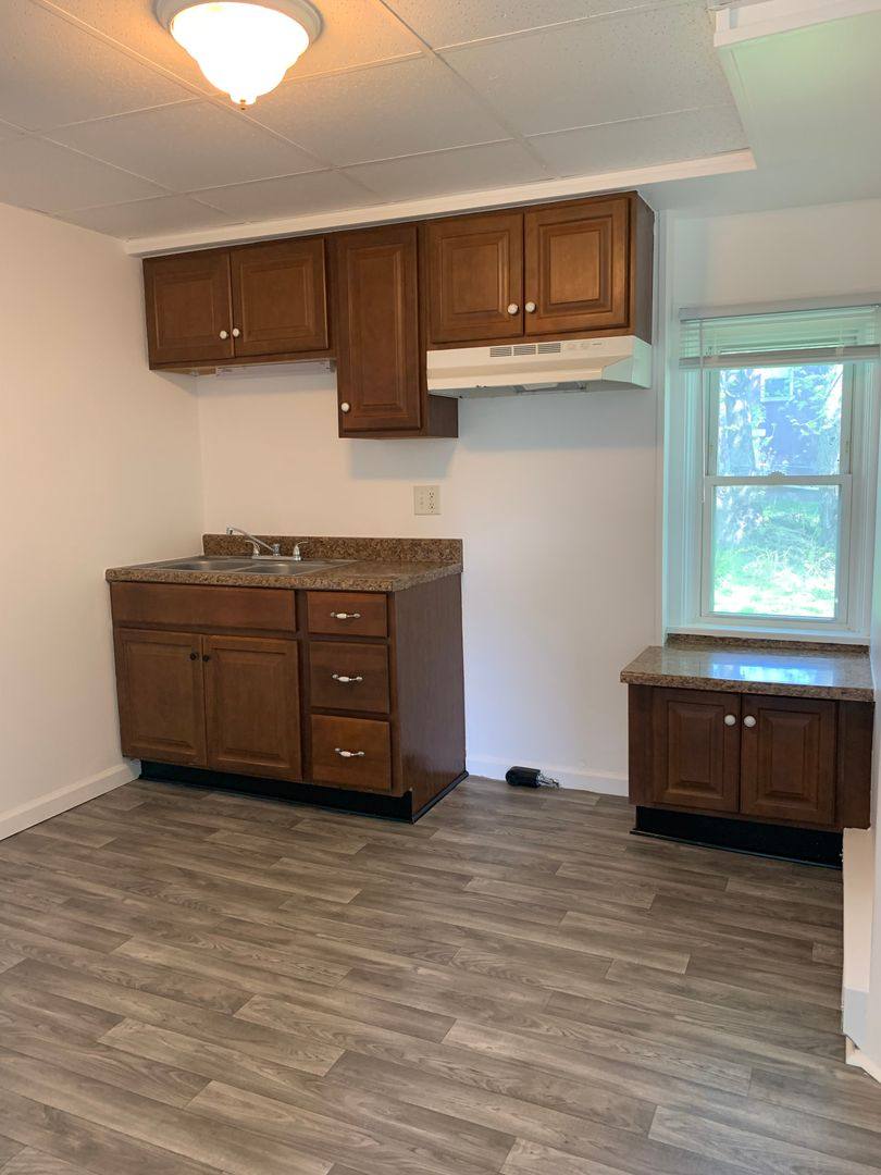 Apartment for rent at 366 W Loudon St, Chambersburg, PA 17201