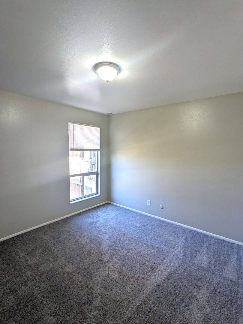 Apartment for rent at 4380 Harrison Blvd, Ogden, UT 84403