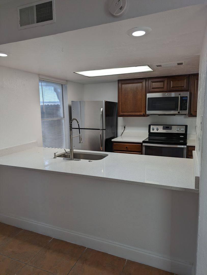 Townhouse for rent at 2245 Lyme Bay Dr, Orlando, FL 32839