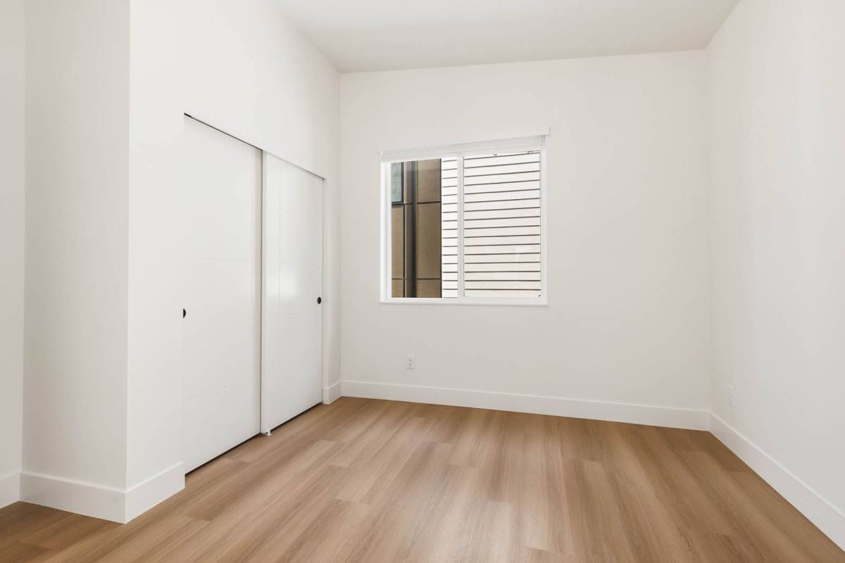 Townhouse for rent at 108 6th St S #B, Kirkland, WA 98033
