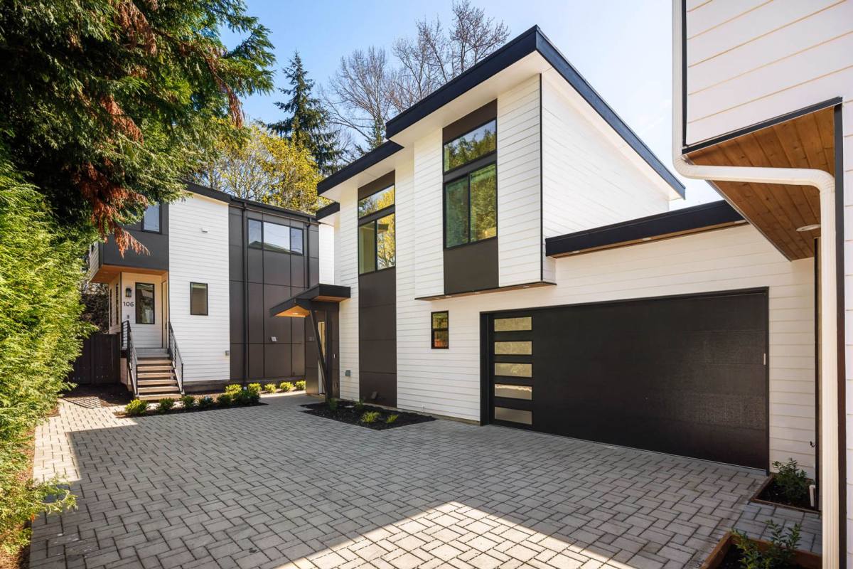Townhouse for rent at 108 6th St S #B, Kirkland, WA 98033