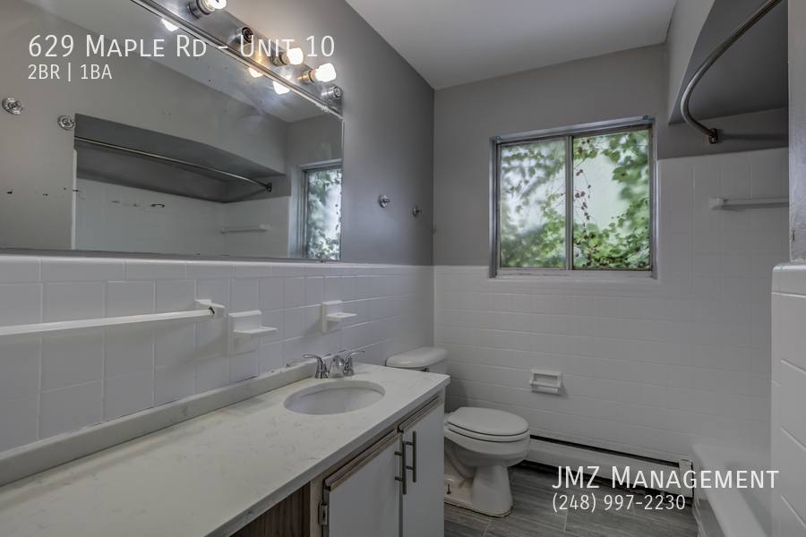 Apartment for rent at 629 Maple Rd #10, Clawson, MI 48017