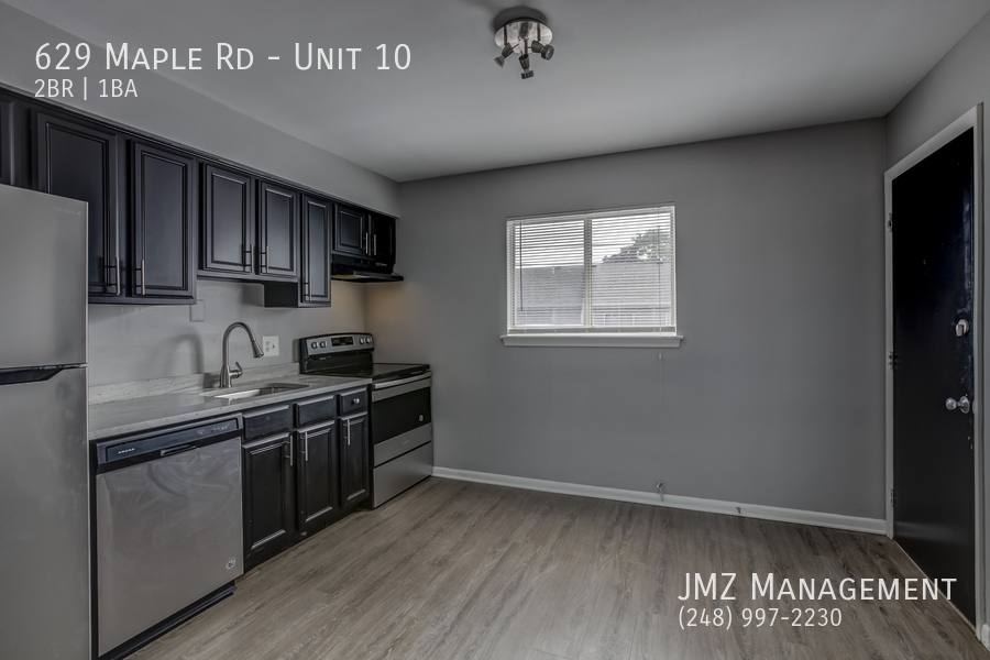 Apartment for rent at 629 Maple Rd #10, Clawson, MI 48017