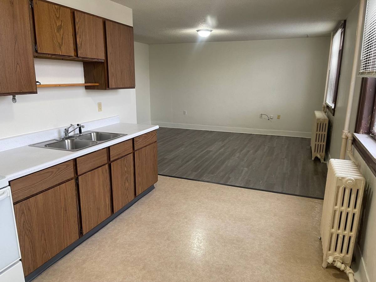 Apartment for rent at 912 Pearl St, Chippewa Falls, WI 54729