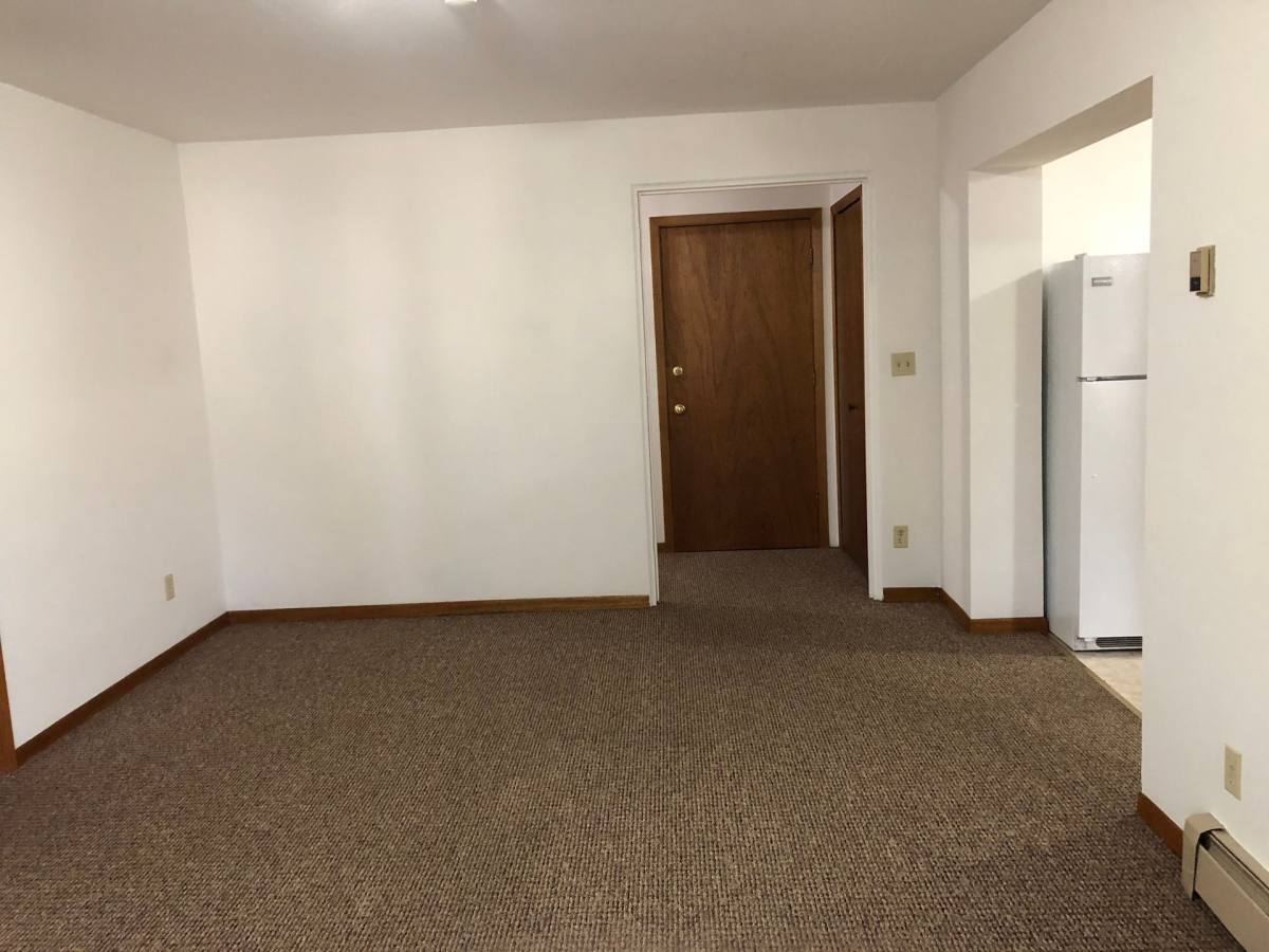 Apartment for rent at 912 Pearl St, Chippewa Falls, WI 54729
