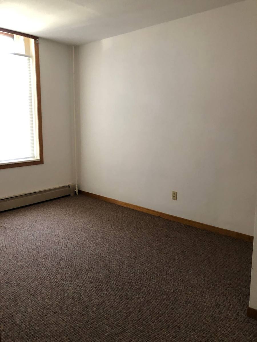 Apartment for rent at 912 Pearl St, Chippewa Falls, WI 54729