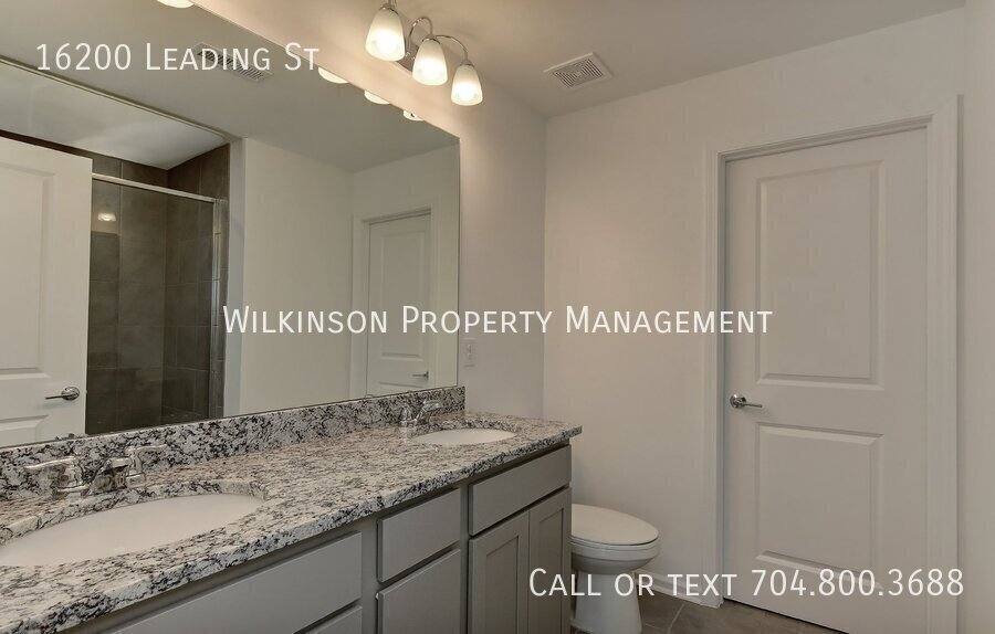 Townhouse for rent at 16200 Leading St, Charlotte, NC 28273