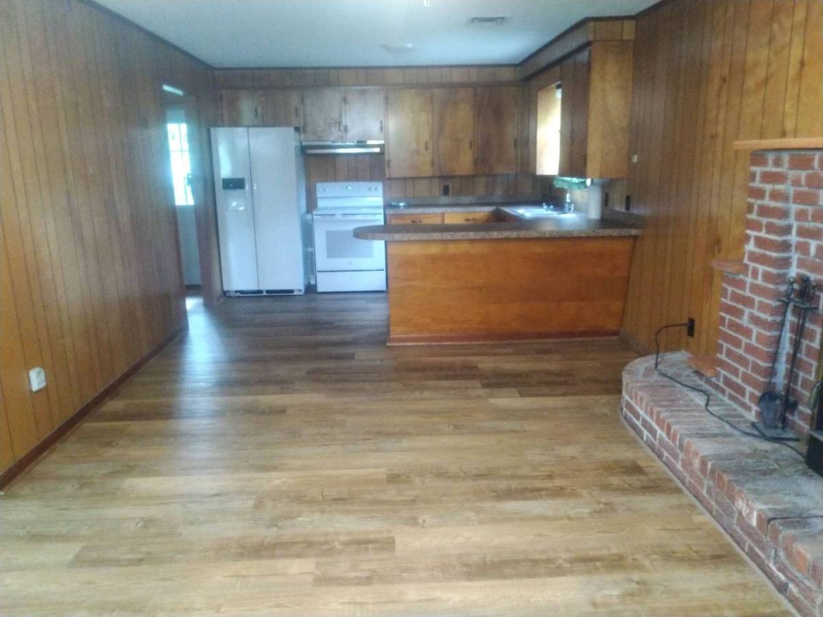 House for rent at 1261 Mitchell Harper Rd, Deridder, LA 70634
