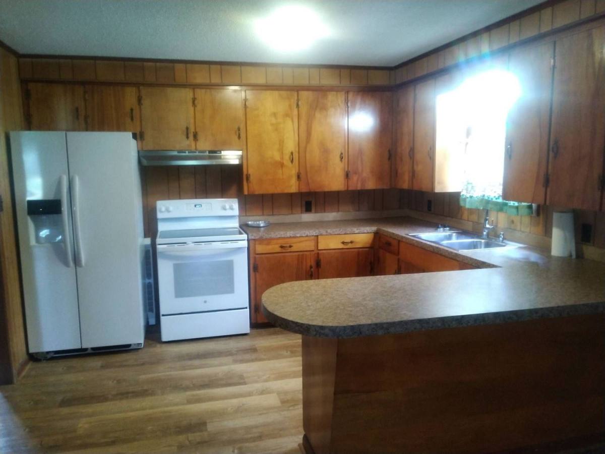 House for rent at 1261 Mitchell Harper Rd, Deridder, LA 70634