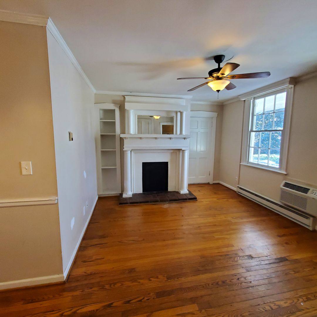 Apartment for rent at 525 N St, Portsmouth, VA 23704