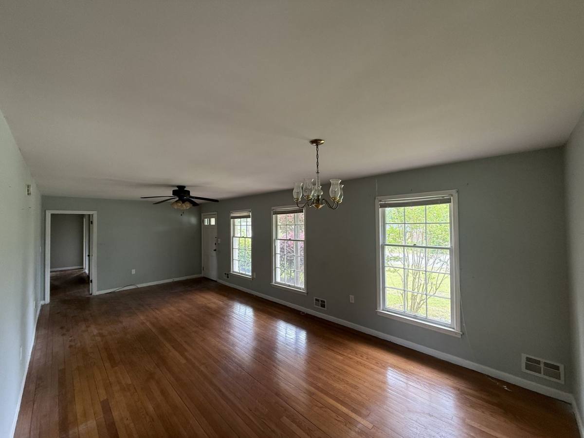 House for rent at 6 Georgian Dr, Newnan, GA 30263