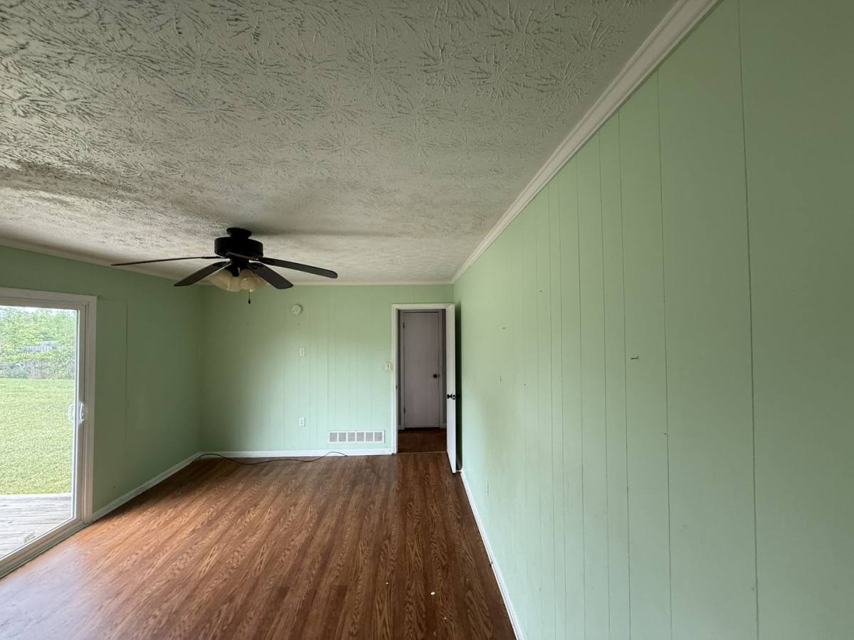 House for rent at 6 Georgian Dr, Newnan, GA 30263