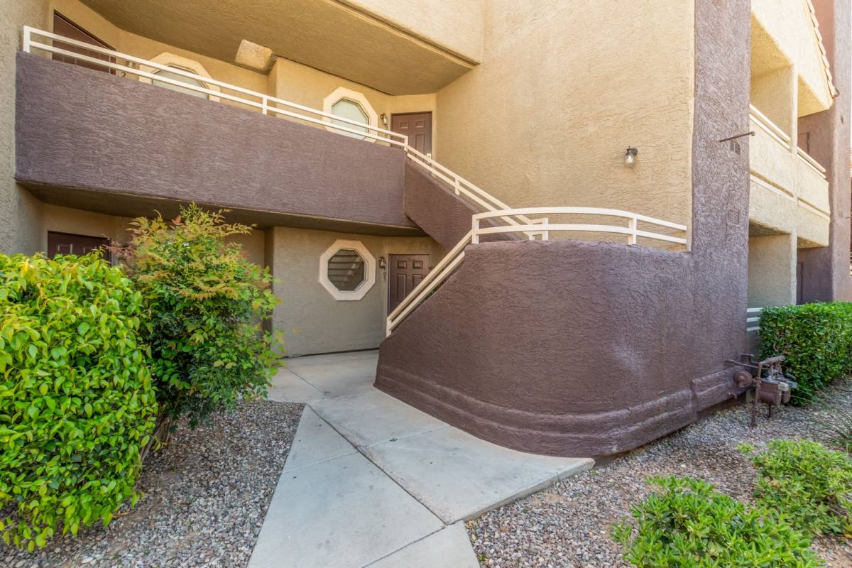 Condo for rent at 5072 S Rainbow Blvd, Las Vegas, NV 89118