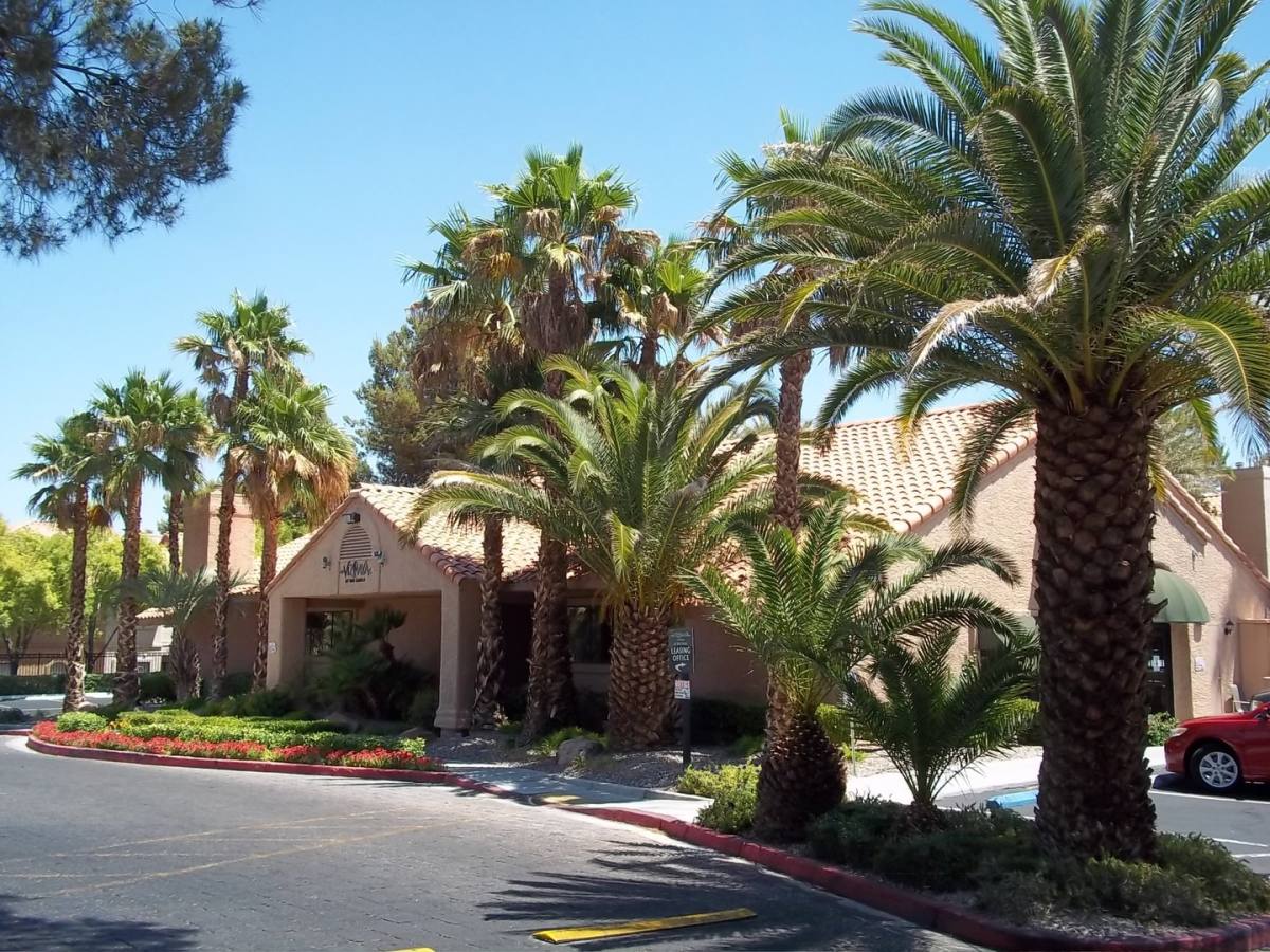 Condo for rent at 5072 S Rainbow Blvd, Las Vegas, NV 89118