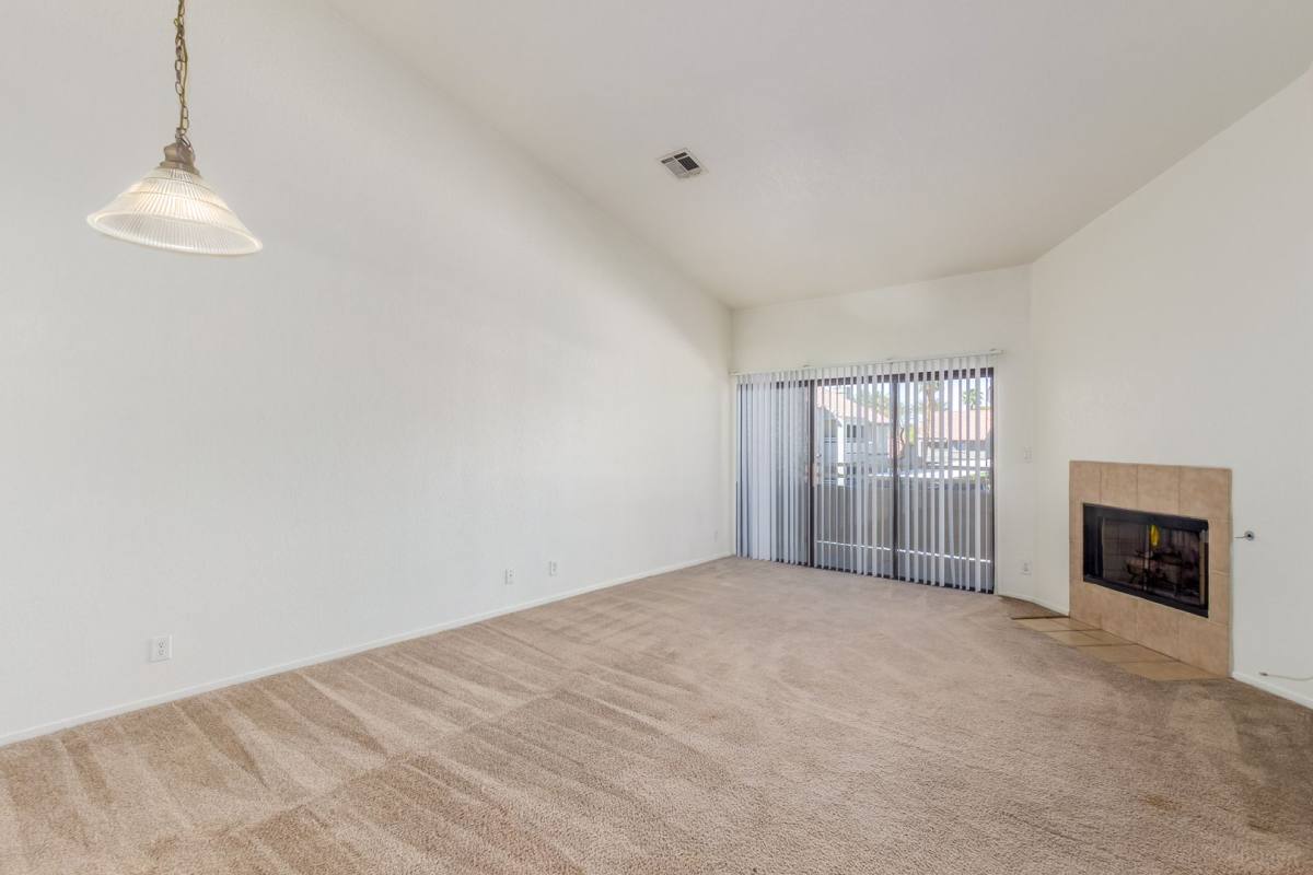 Condo for rent at 5072 S Rainbow Blvd, Las Vegas, NV 89118