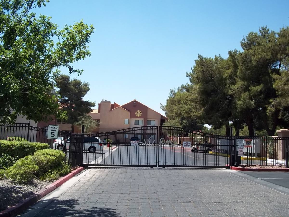 Condo for rent at 5072 S Rainbow Blvd, Las Vegas, NV 89118