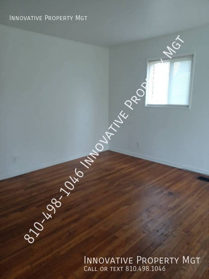 House for rent at 5905 Griggs Dr, Flint, MI 48504