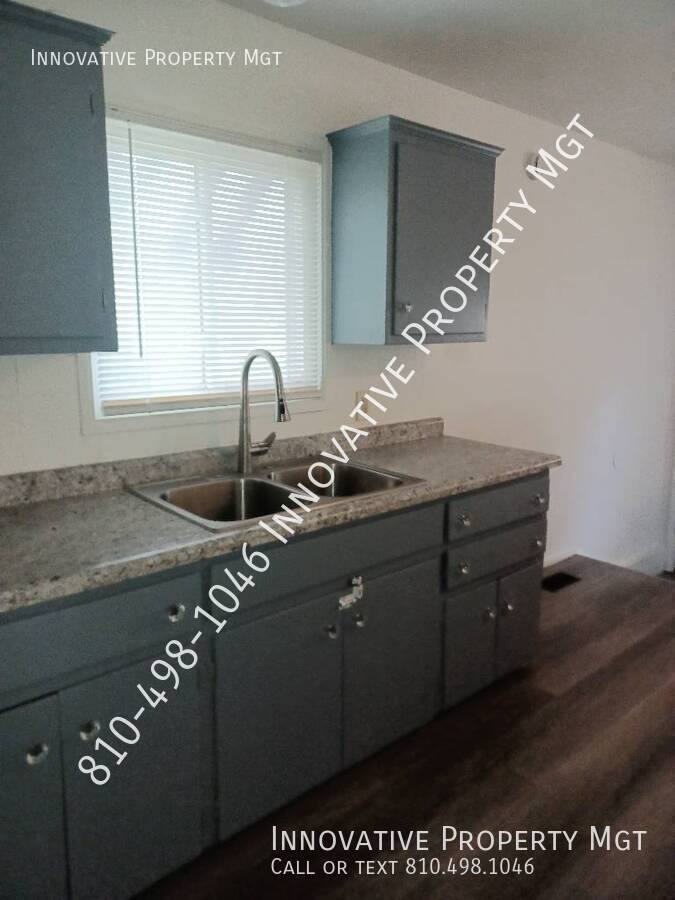 House for rent at 5905 Griggs Dr, Flint, MI 48504
