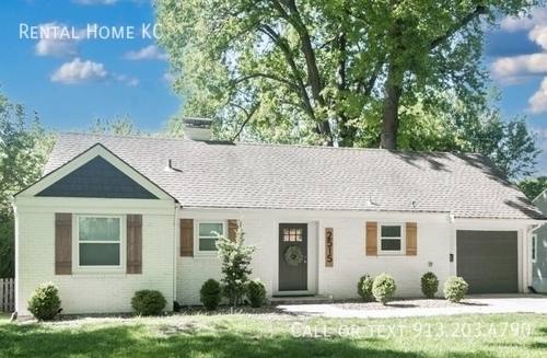 House for rent at 2515 W 90th St, Leawood, KS 66206