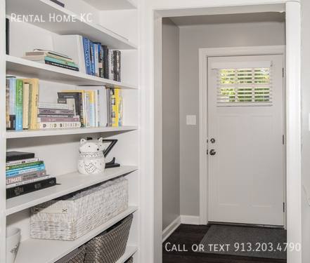 House for rent at 2515 W 90th St, Leawood, KS 66206