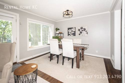 House for rent at 2515 W 90th St, Leawood, KS 66206