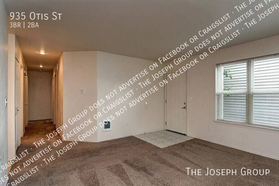 House for rent at 935 Otis St, Bellingham, WA 98225