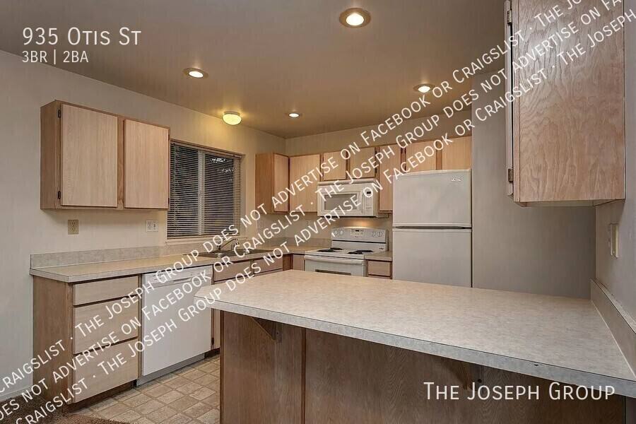 House for rent at 935 Otis St, Bellingham, WA 98225
