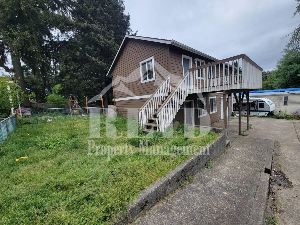 House for rent at 4114 McCall Blvd W, Bremerton, WA 98312