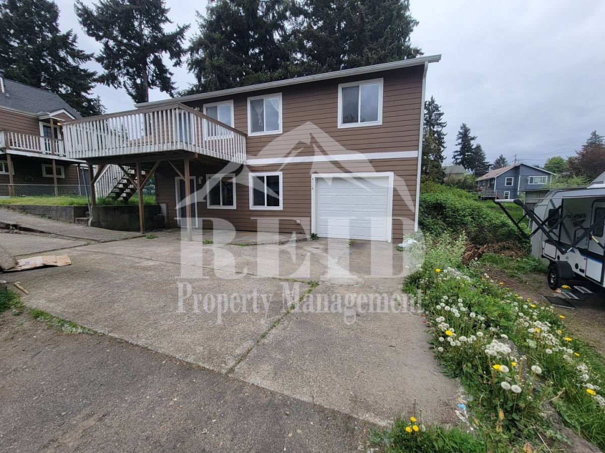 House for rent at 4114 McCall Blvd W, Bremerton, WA 98312