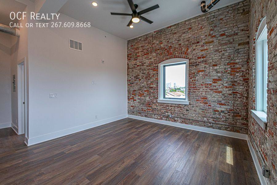 Apartment for rent at 1211 Bainbridge St, Philadelphia, PA 19147