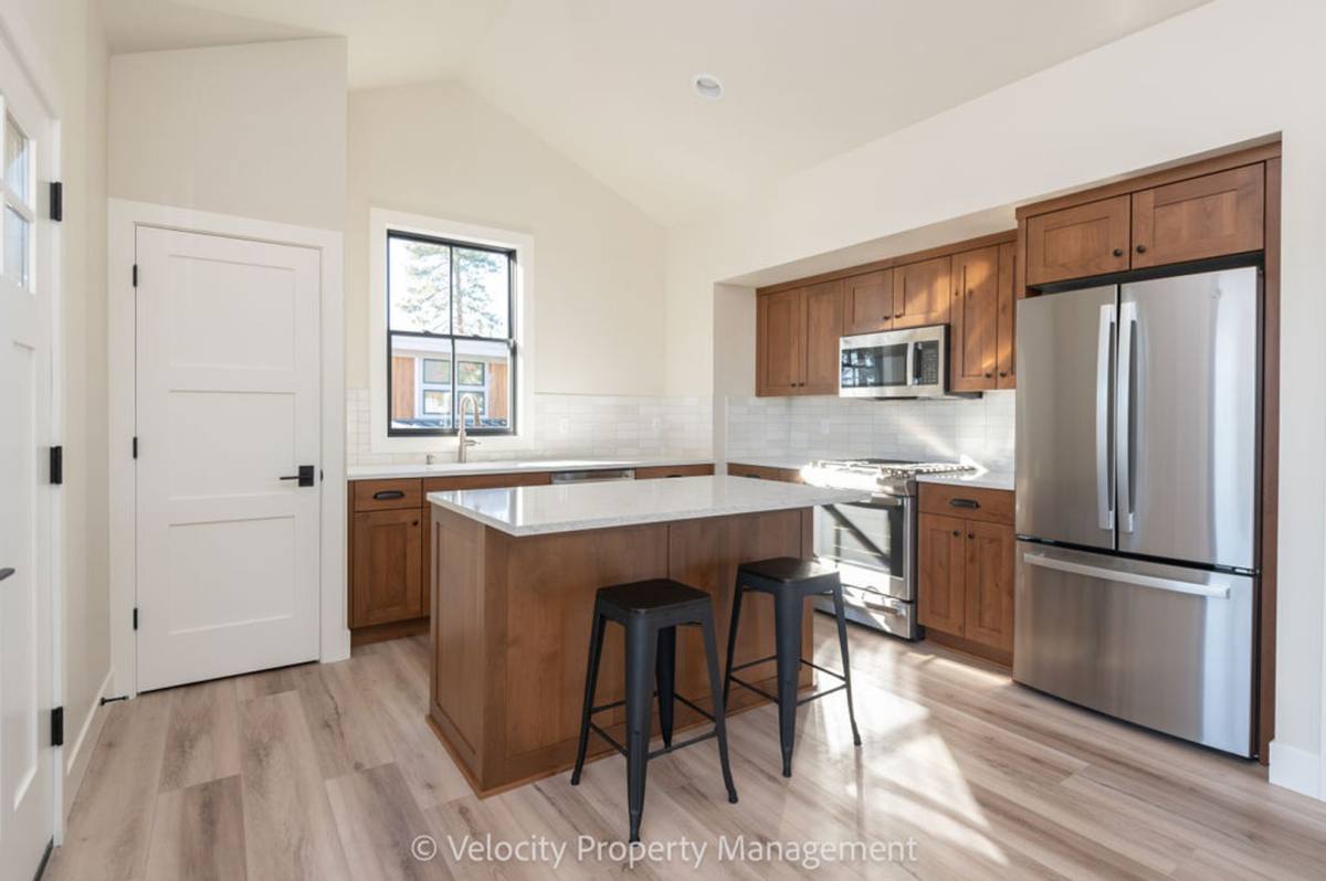 Apartment for rent at 3031 NW Tharp Ave, Bend, OR 97703