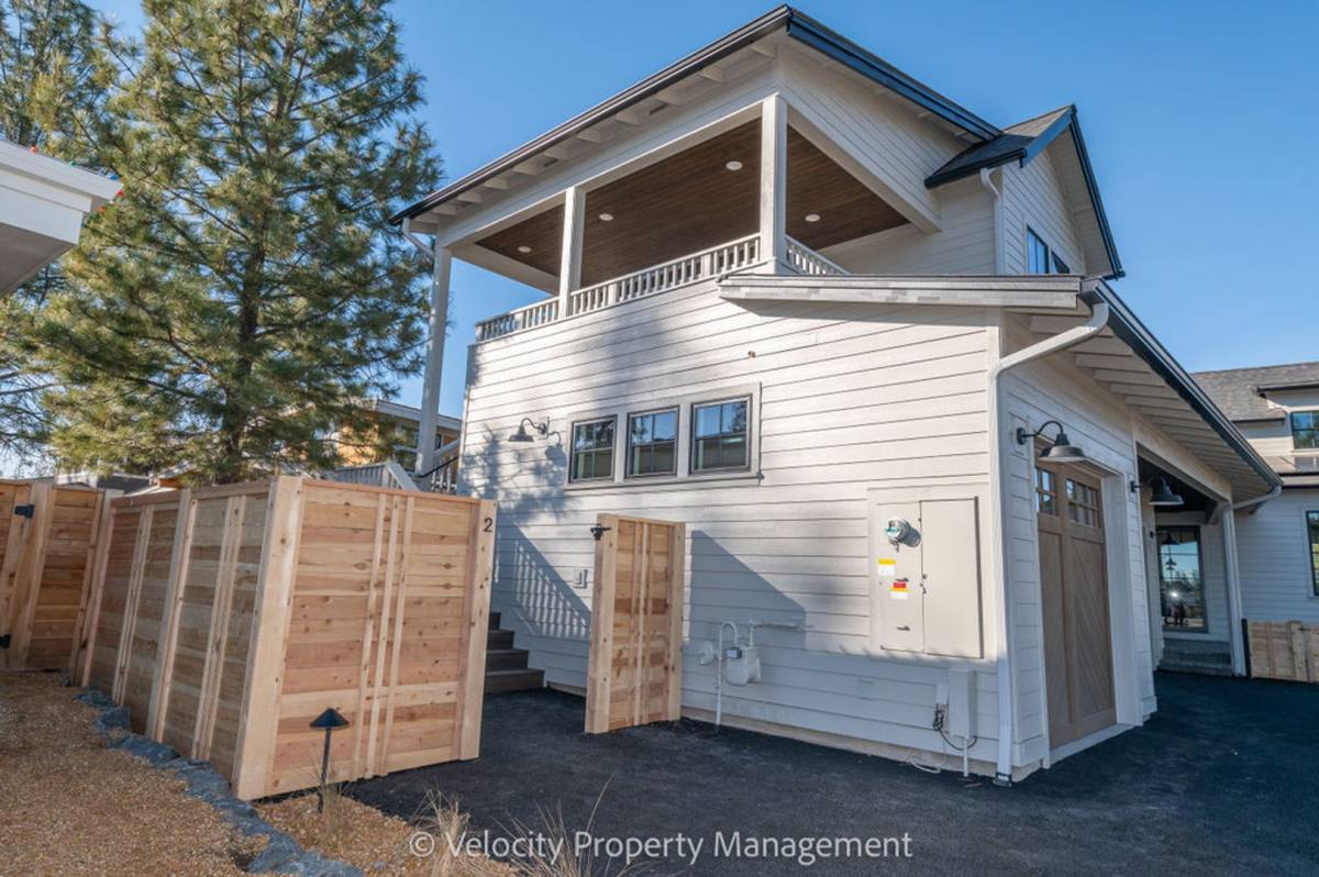 Apartment for rent at 3031 NW Tharp Ave, Bend, OR 97703