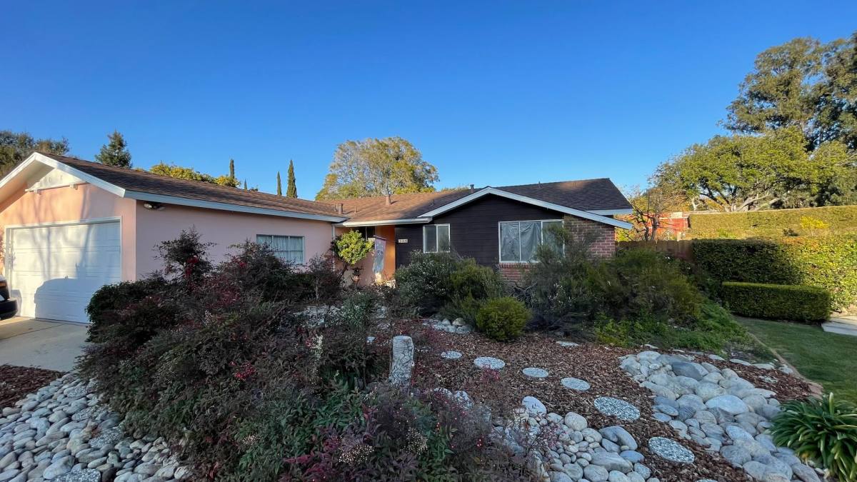 House for rent at 136 Lincoln St, San Luis Obispo, CA 93401