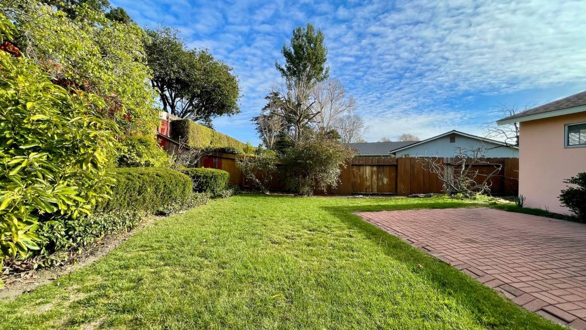 House for rent at 136 Lincoln St, San Luis Obispo, CA 93401
