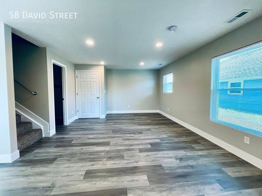 Townhouse for rent at 58 David St, Delaware, OH 43015