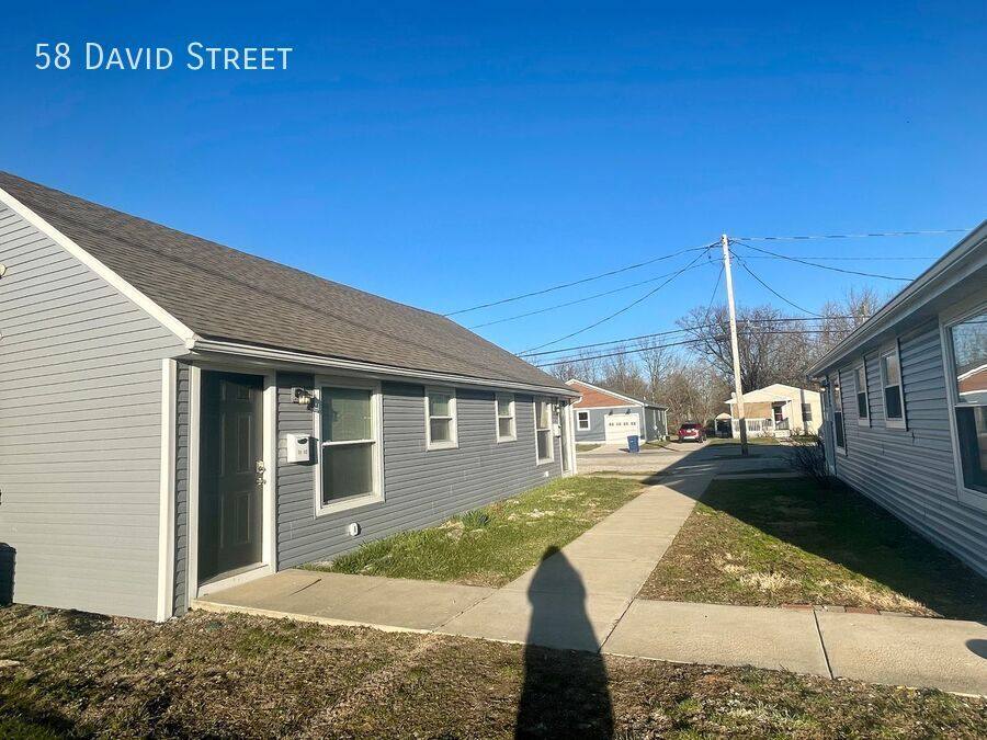 Townhouse for rent at 58 David St, Delaware, OH 43015