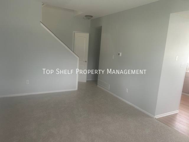 House for rent at 703 11th Ave NW, Altoona, IA 50009