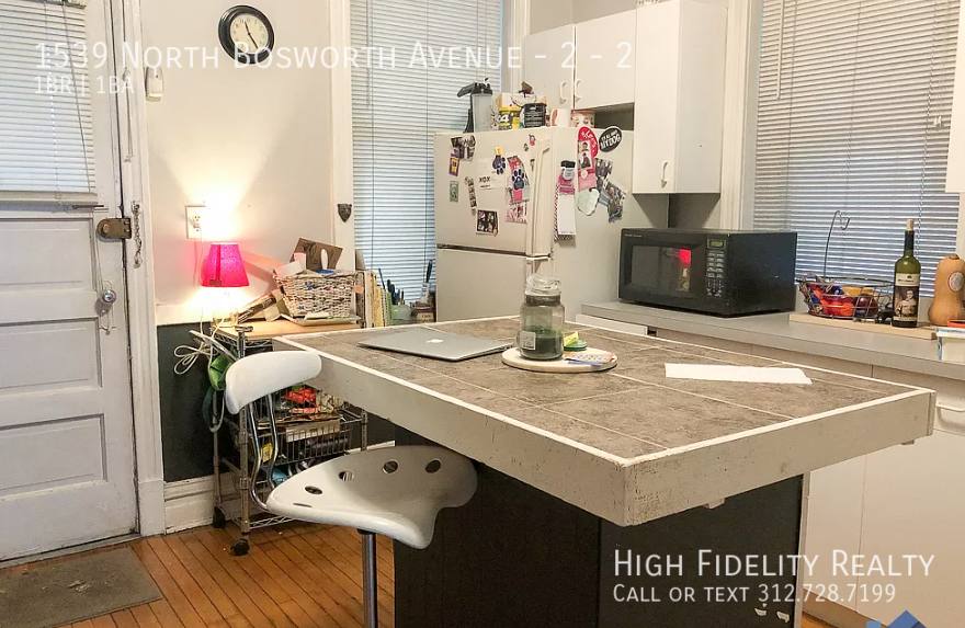 Apartment for rent at 1539 N Bosworth Ave #2, Chicago, IL 60642