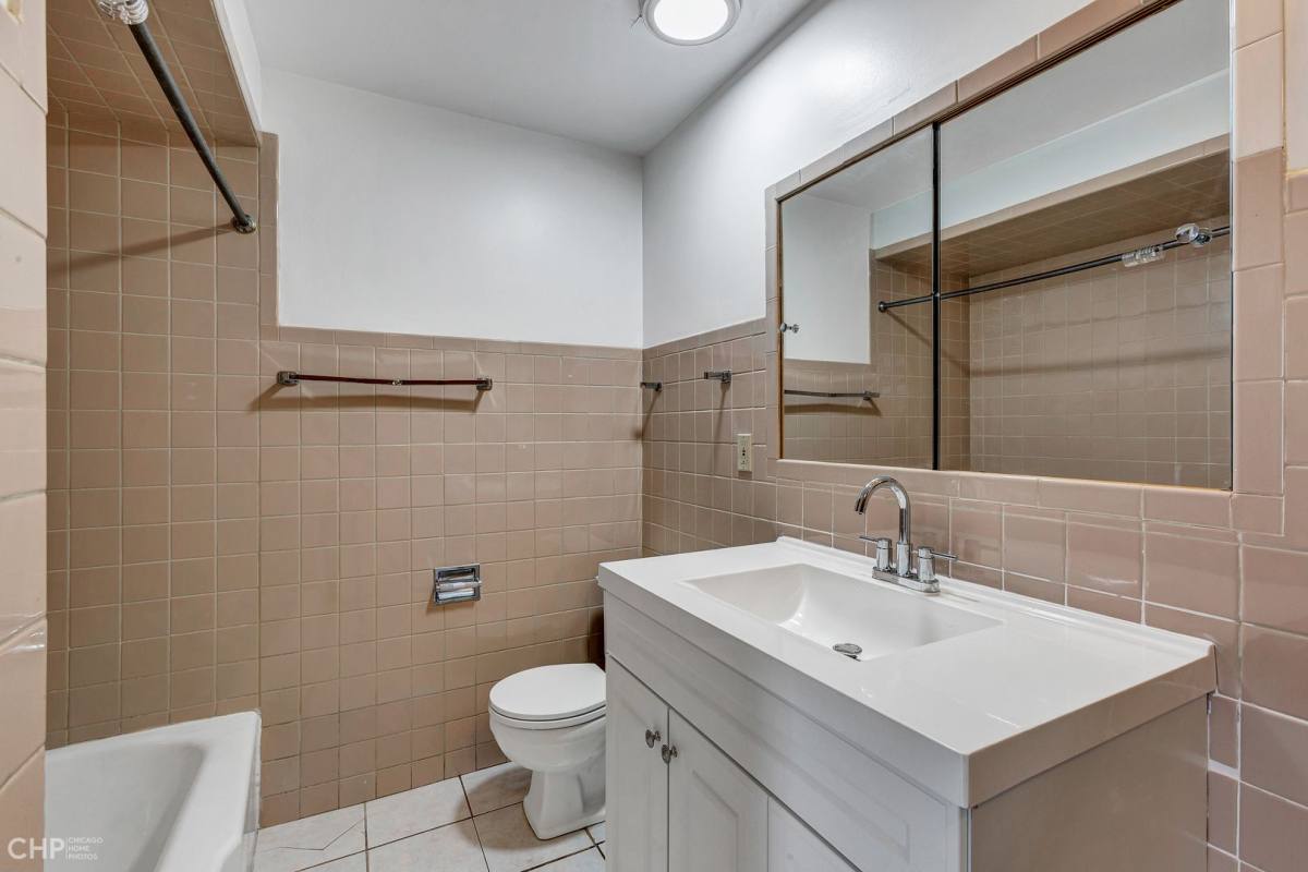 Apartment for rent at 3149 S Morgan St - 2nd Floor, Chicago, IL 60608