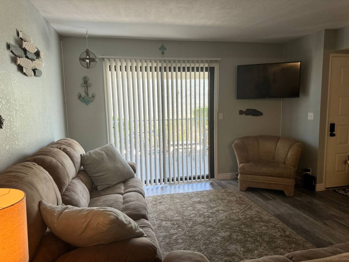 Condo for rent at 1663 Highway 95 - B7, Bullhead City, AZ 86442