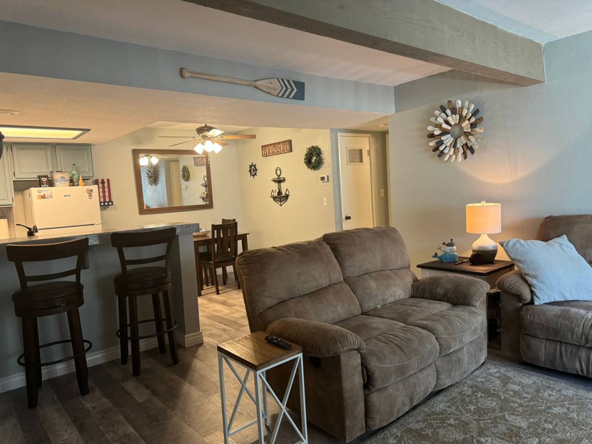 Condo for rent at 1663 Highway 95 - B7, Bullhead City, AZ 86442