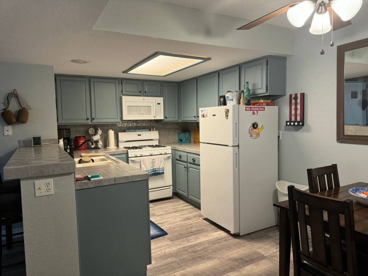 Condo for rent at 1663 Highway 95 - B7, Bullhead City, AZ 86442