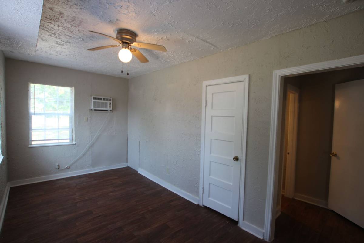 House for rent at 1010 Bennett Ave, Tyler, TX 75701